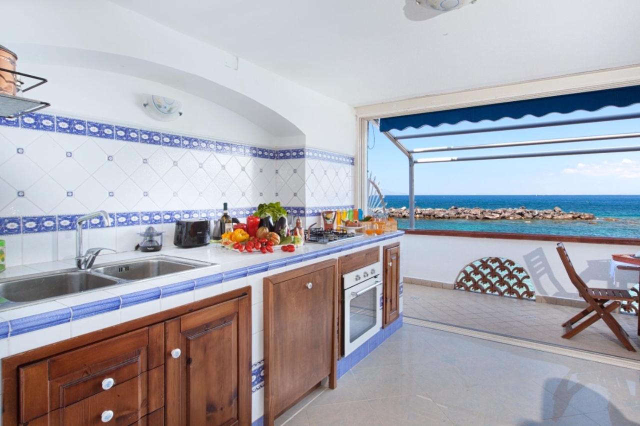 Casa Vacanza Verde Smeraldo- Massa Lubrense Bagian luar foto