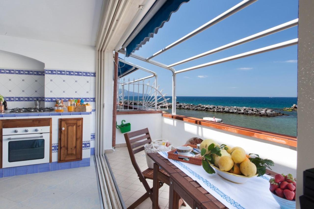 Casa Vacanza Verde Smeraldo- Massa Lubrense Bagian luar foto